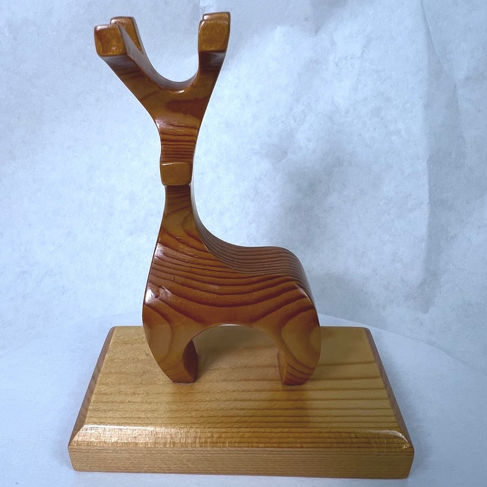 Handcrafted Vtg Wooden Deer Reindeer Signedβ Glenn D. Wagner MCM Sculpture Cabin